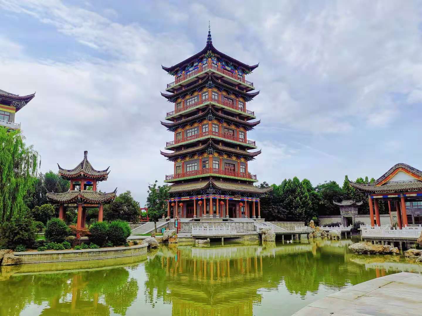 1607998341108952.jpg xiao.jpg